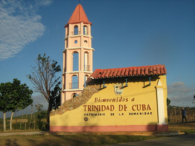 800px-Entrada_a_Trinidad_de_Cuba