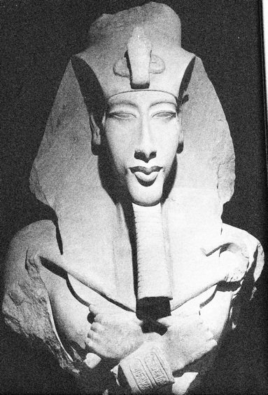 Akenatón, el faraón maldito. Asuán, Crucero, Lúxor. Tell Al Amarna (10 días)