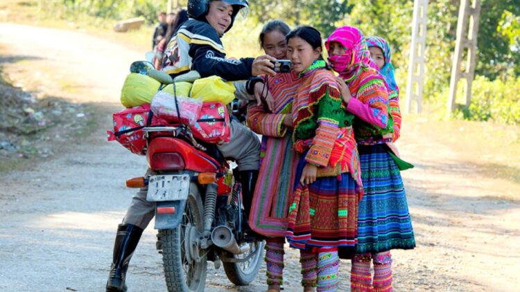 Expedición en moto desde Saigón a Hanoi, Vietnam de sur a norte